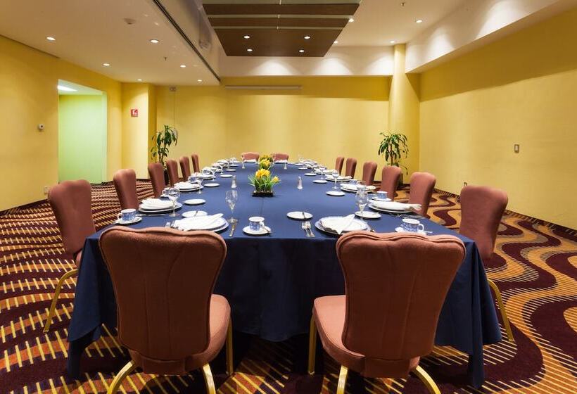 هتل Holiday Inn Puebla Finsa, An Ihg