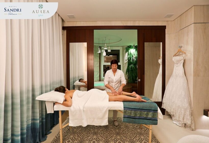 호텔 Sandri Palace