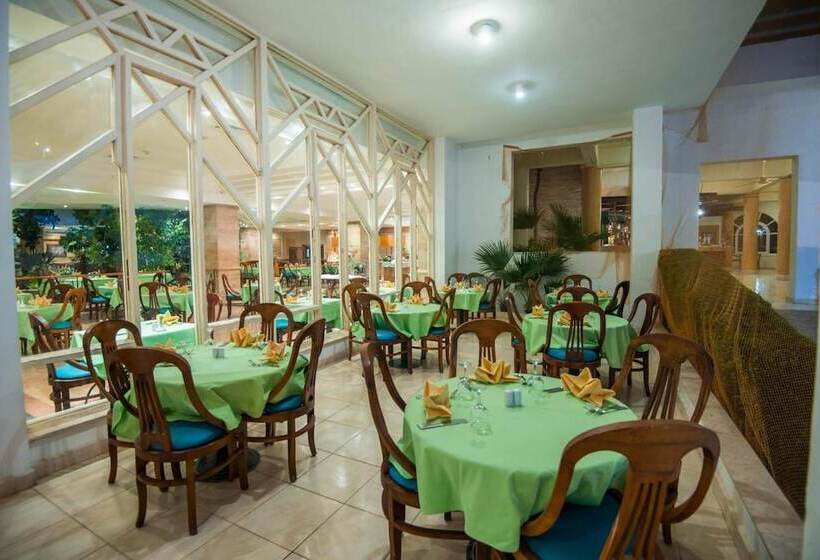 هتل Shams Safaga Resort