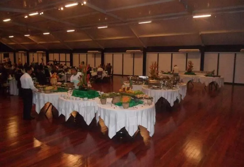 هتل Uiara Amazon Resort