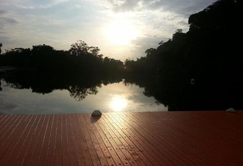 هتل Uiara Amazon Resort