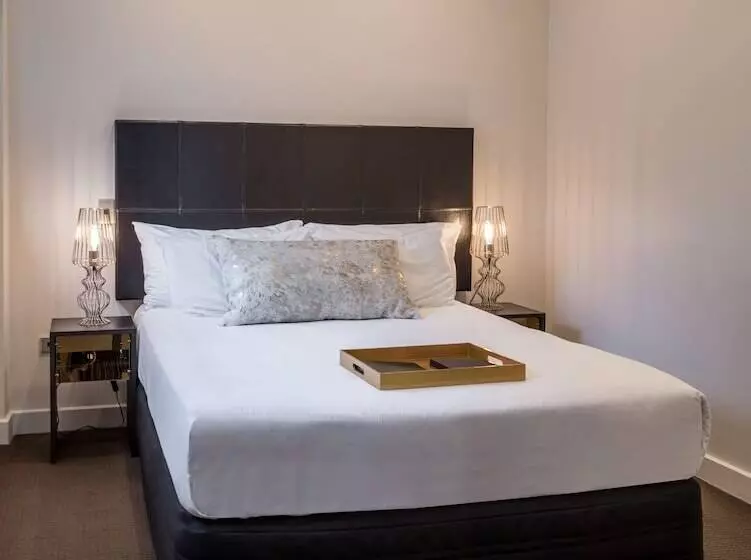 Museum Apartment Hotel, Independent Collection By Evt