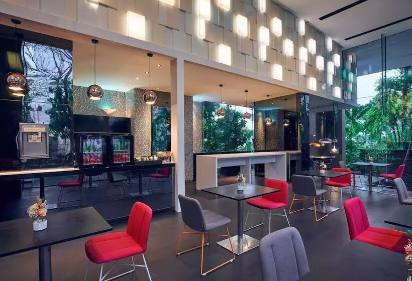 Quincy Hotel Singapore By Far East Hospitality