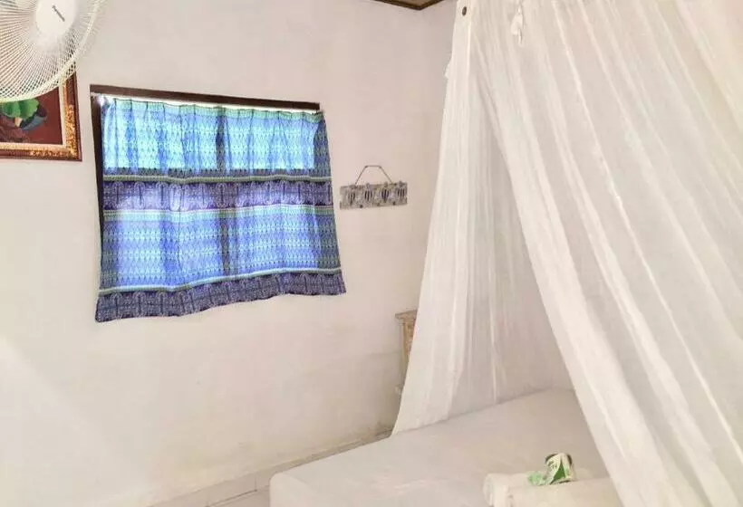 ユースホステル Pacific Inn Lembongan