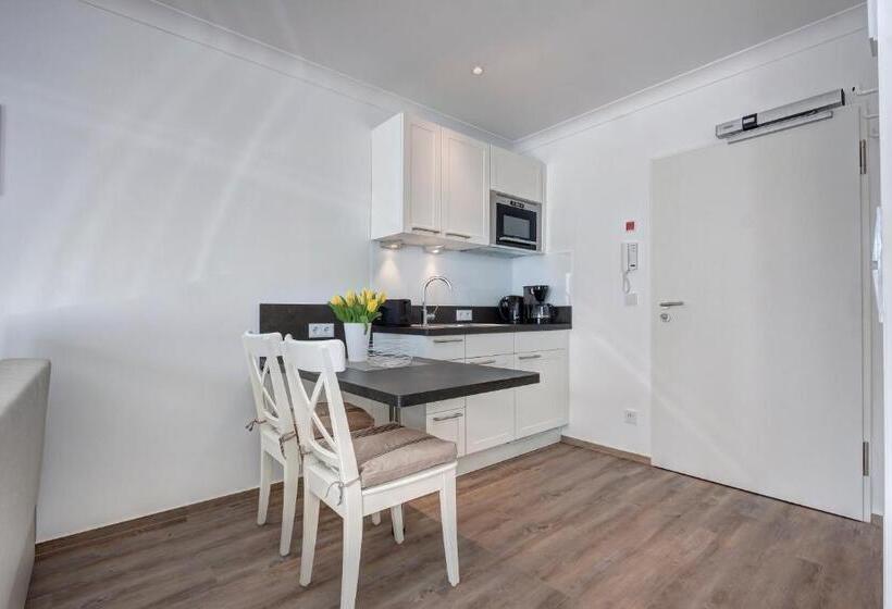 Aparthotel Villa Lea