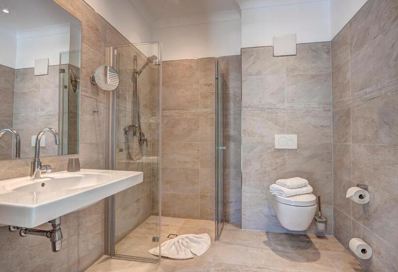 Aparthotel Villa Lea