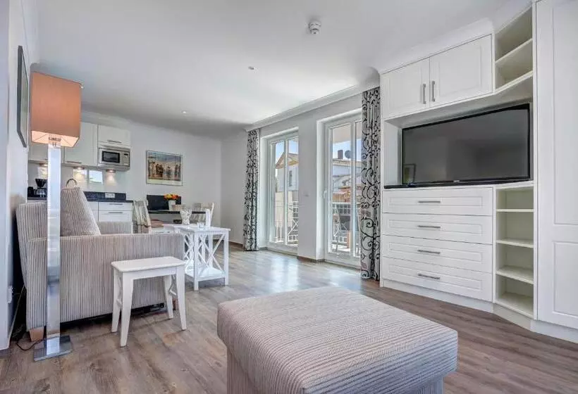 Aparthotel Villa Lea