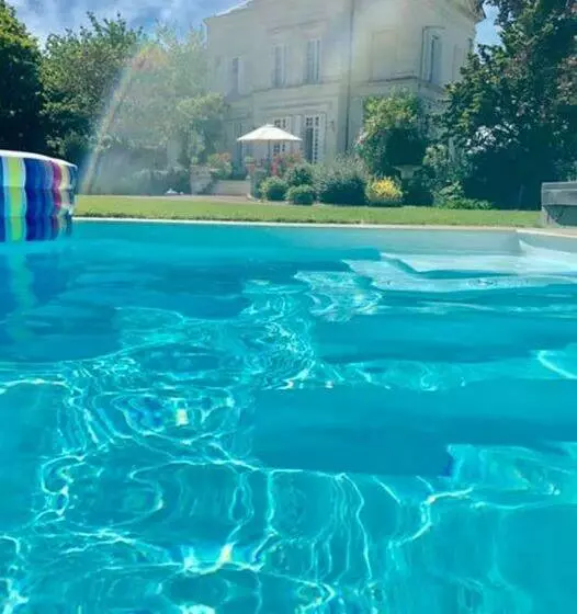 تختخواب و صبحانه La Gentilhommiere De Saumur