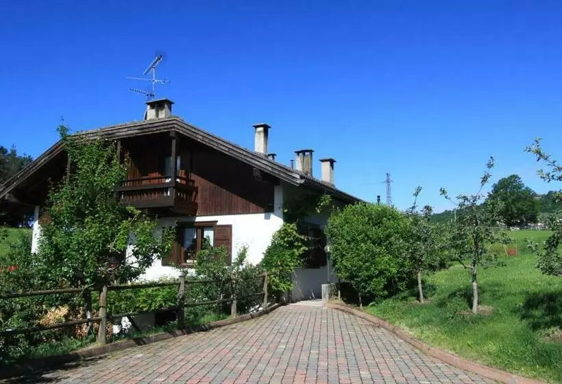 ホテル Agritur Chelodi