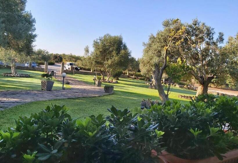 בית מלון כפרי Su Sattisceddu