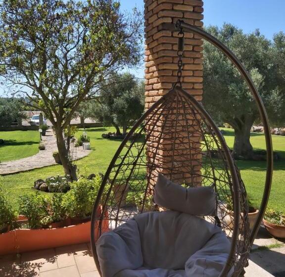 בית מלון כפרי Su Sattisceddu