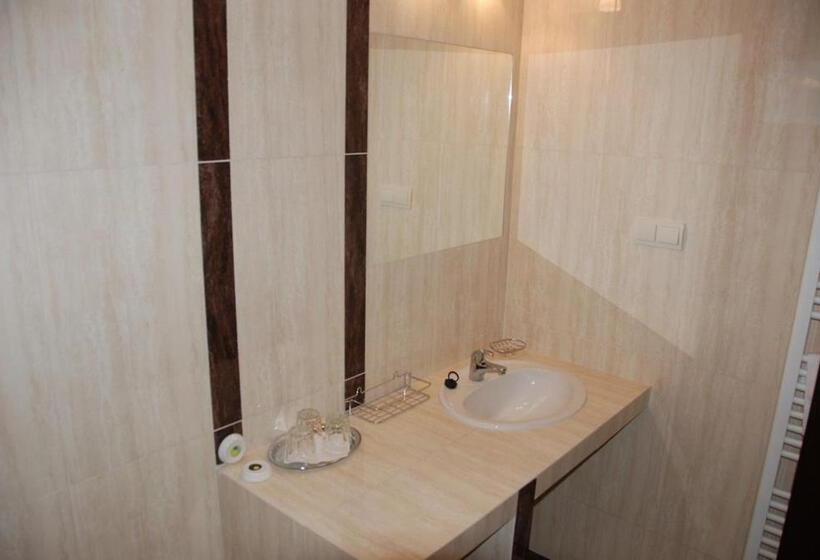 بنسيون Penzión Rocket Club