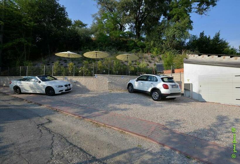 ペンション Spagnoi Rooms