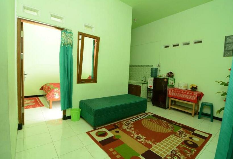 Пансион Villa Amanah