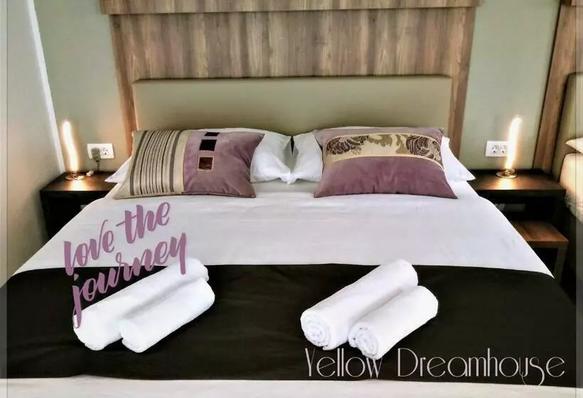 پانسیون Yellow Dreamhouse