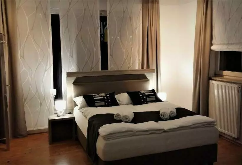 پانسیون Yellow Dreamhouse