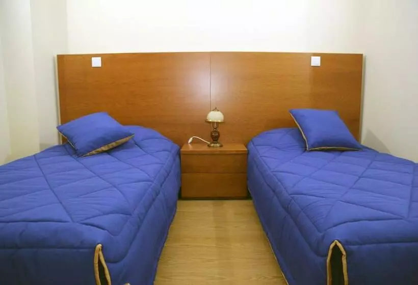 Retkeilymaja Colina Do Ave Alojamento Local