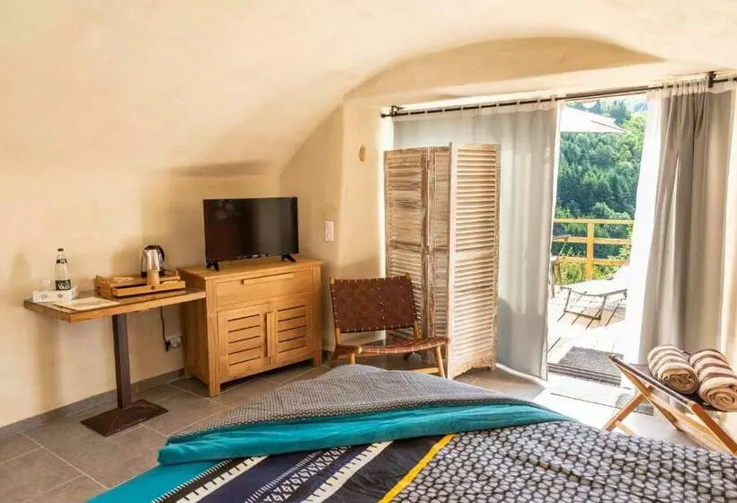 Aamiaismajoitus (B&B) La Calade Chambres D Hôtes & Espace Bien Etre