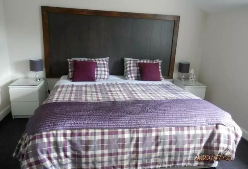 Aamiaismajoitus (B&B) Middle House