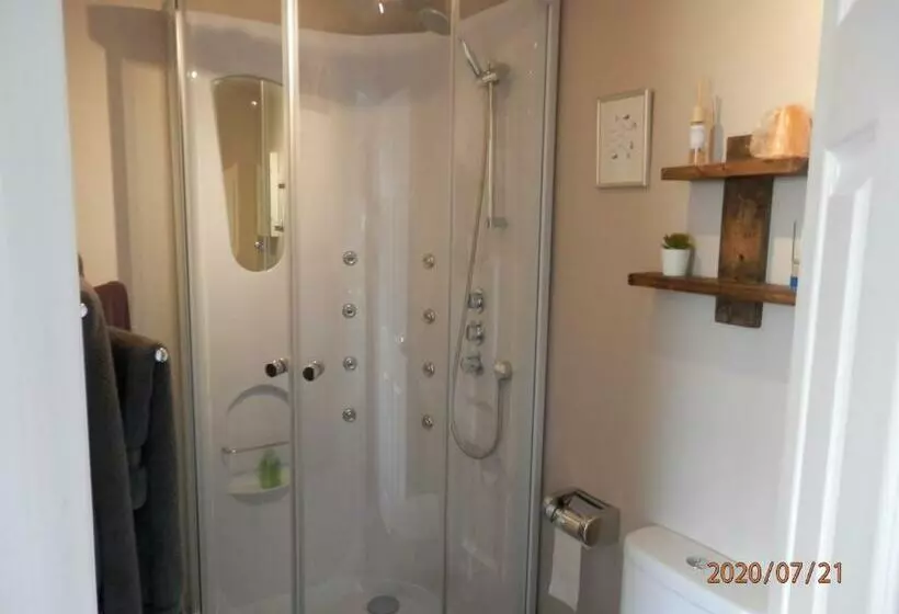 Aamiaismajoitus (B&B) Middle House