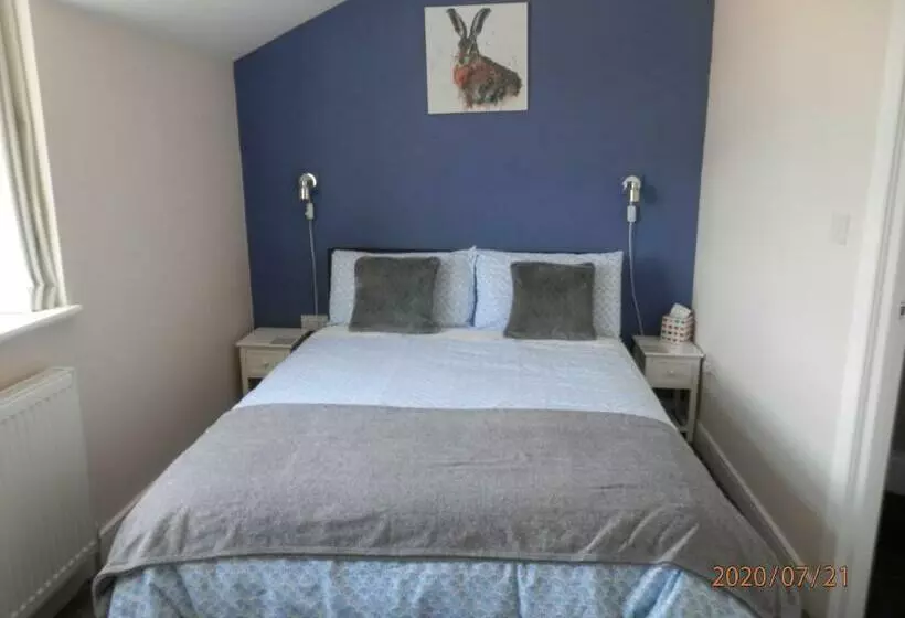 Aamiaismajoitus (B&B) Middle House