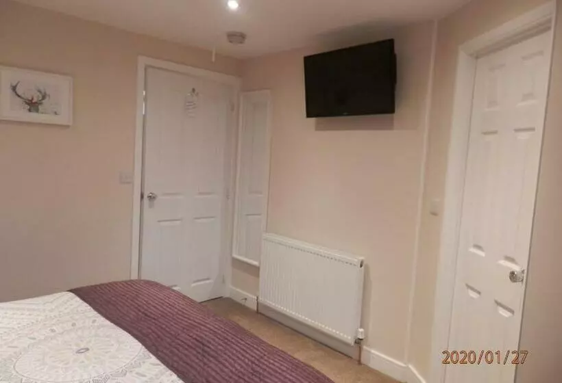 Aamiaismajoitus (B&B) Middle House