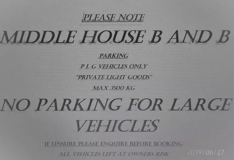 Aamiaismajoitus (B&B) Middle House