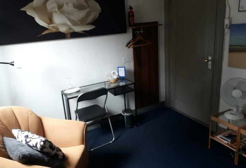 Bed and Breakfast Schuttershof Heerlen   Adults Only