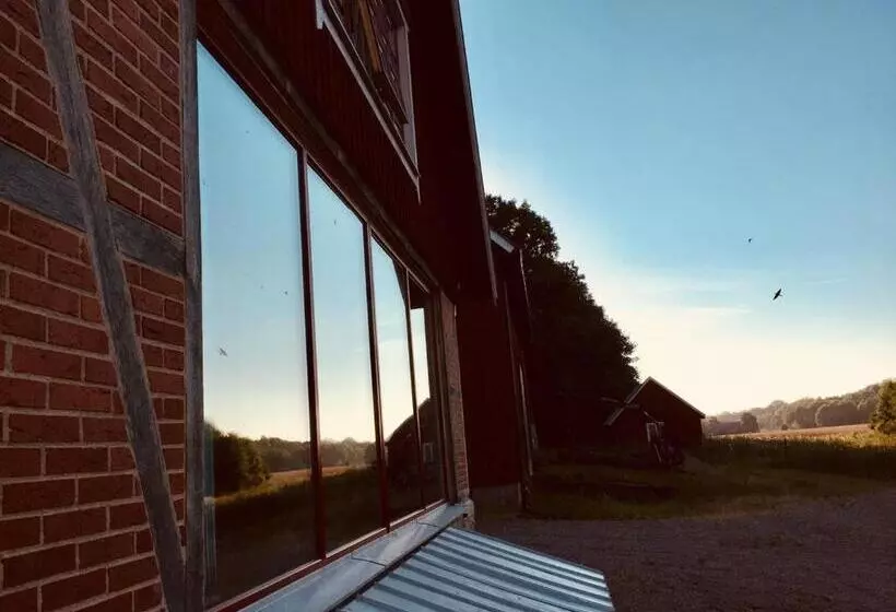 Aamiaismajoitus (B&B) Sjöborg Säng & Bassäng