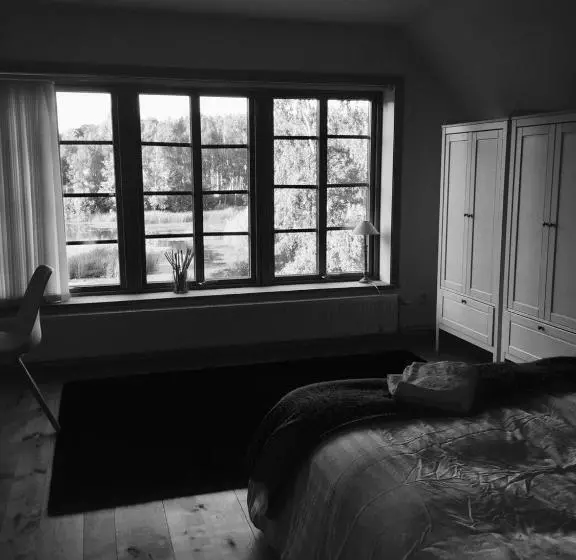 Aamiaismajoitus (B&B) Sjöborg Säng & Bassäng