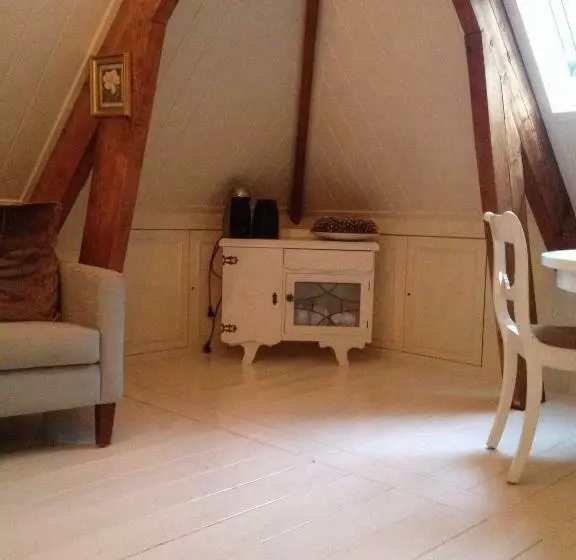 Aamiaismajoitus (B&B) T Heerenhuys