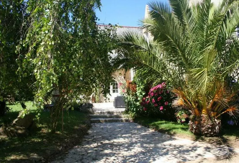 Chez Renée Et Raynal B&b