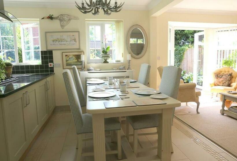 Harlequin B&b Ledbury