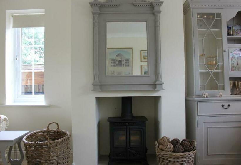 Harlequin B&b Ledbury