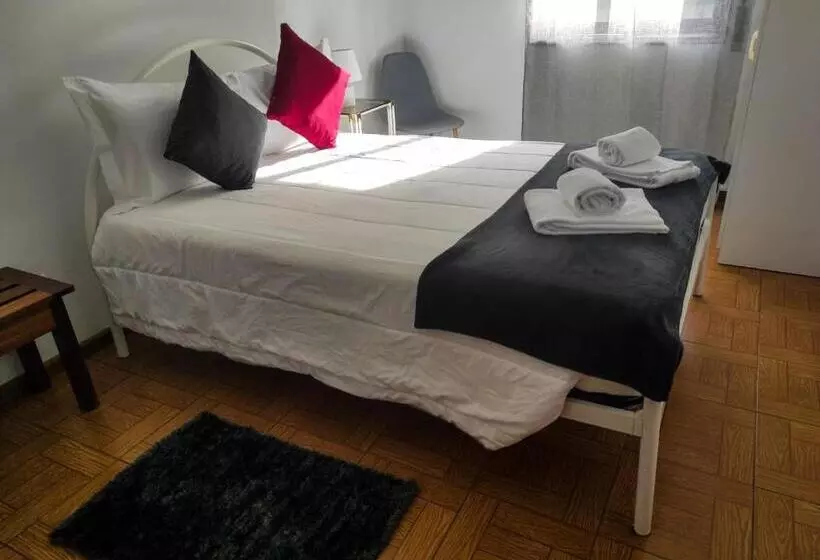 Hotelli Alojamento Local Tamega