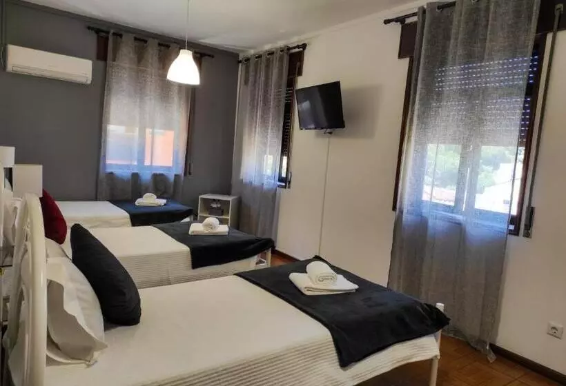 Hotelli Alojamento Local Tamega