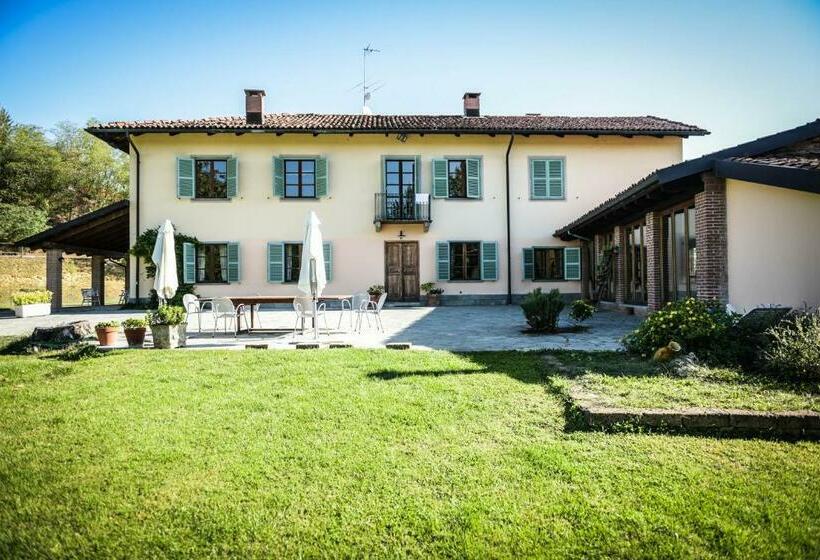 هتل Cascina Lissona