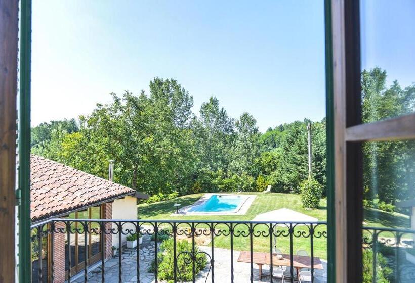 هتل Cascina Lissona