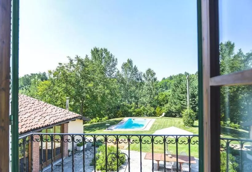 هتل Cascina Lissona