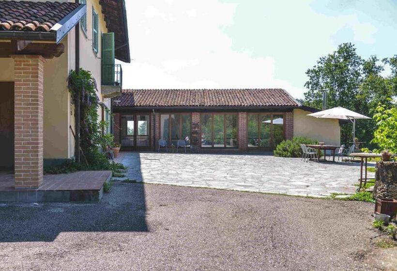 هتل Cascina Lissona