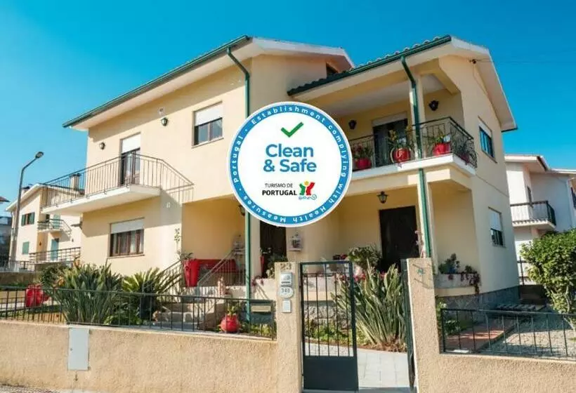 ペンション Casa Das Andorinhas