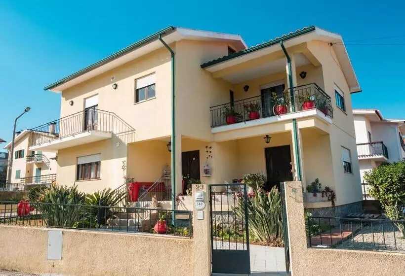 ペンション Casa Das Andorinhas