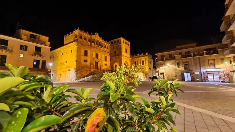 پانسیون Daphnae House