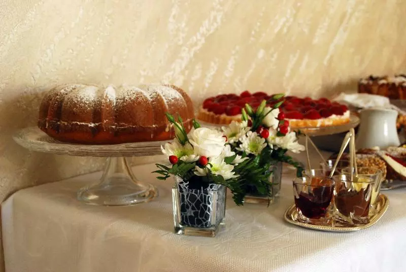 پانسیون Daphnae House