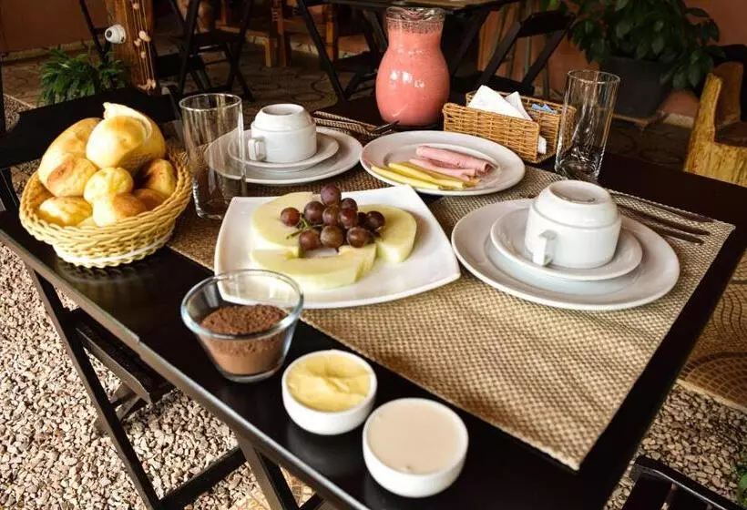 Majatalo Pousada Raizes