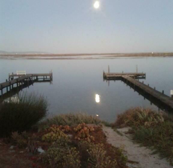 膳宿费 Rivertides Self Catering Guest House