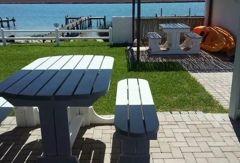 Majatalo Rivertides Self Catering Guest House