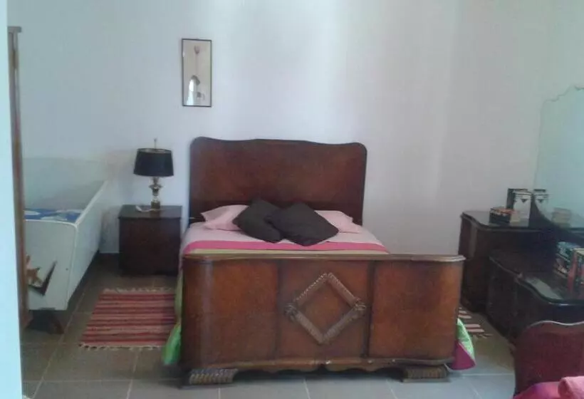 پانسیون Ti Marquitas