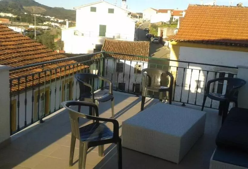 پانسیون Ti Marquitas