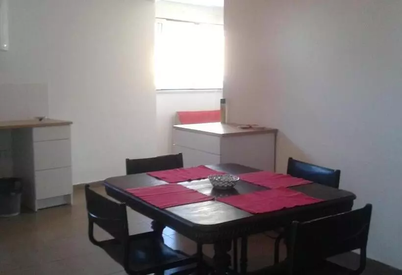 پانسیون Ti Marquitas